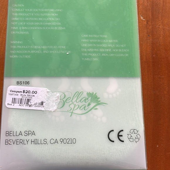 Gel Socks New in packaging. One size fits all. Moisturizing socks. NEW - Picture 3 of 7